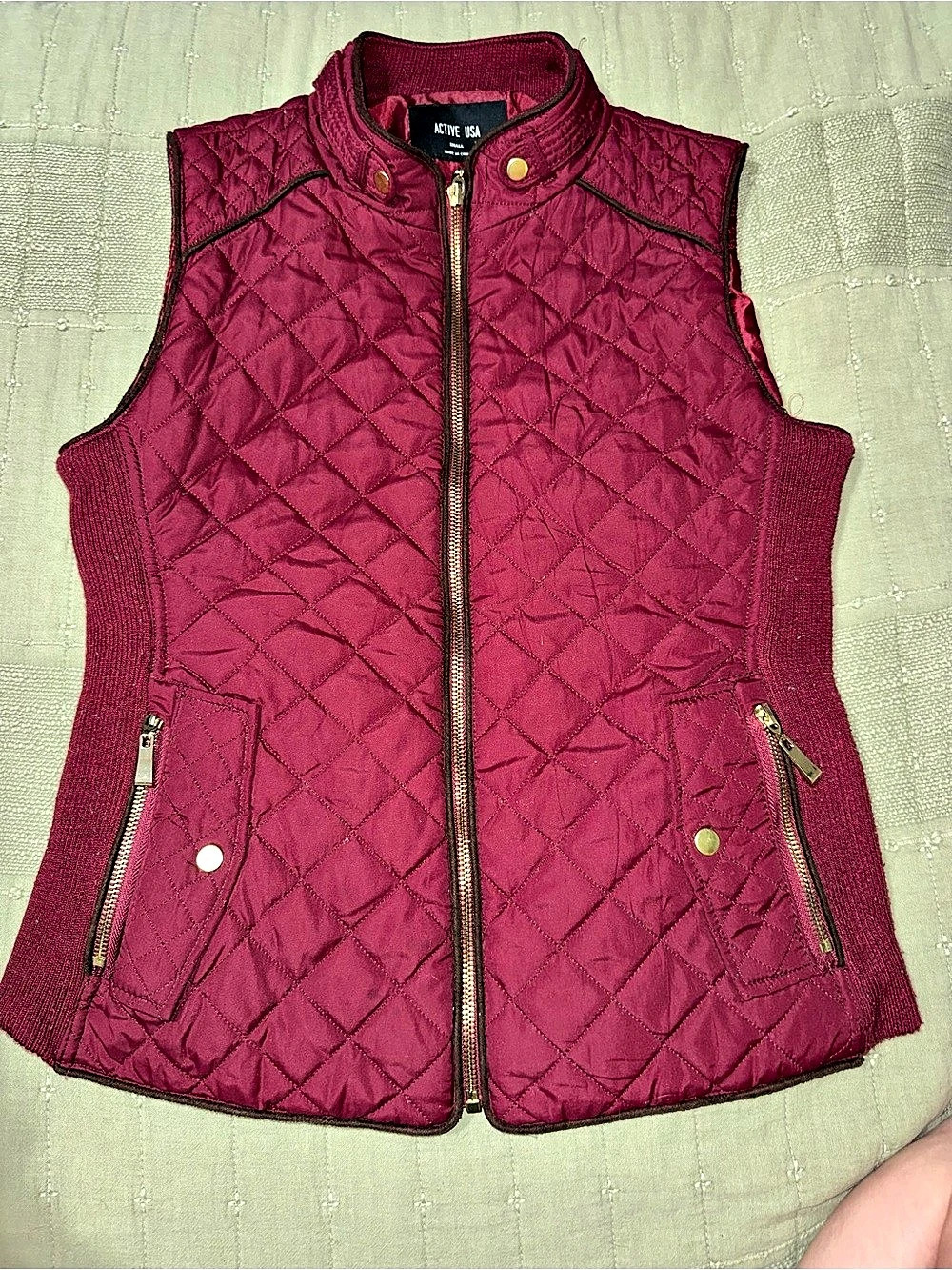 Active USA Quilted Puffer Vest with Ribbed Sides Red Small
